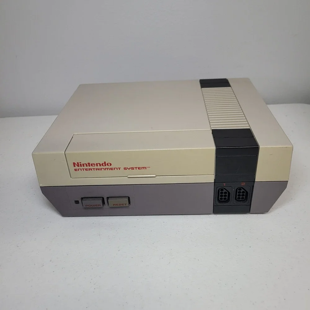 Nintendo NES Entertainment System Console Only Gray Untested Vintage